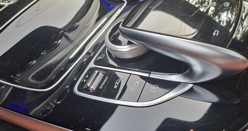 Mercedes-Benz Klasa E cena 149999 przebieg: 107000, rok produkcji 2016 z Szamotuły małe 497
